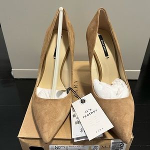 Zara Real suede Pump - NWT  - size 5 / 35 - sand color
